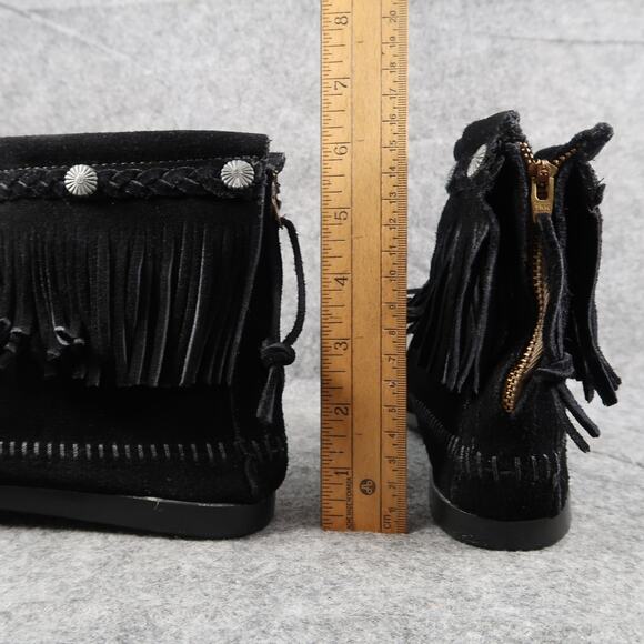 Minnetonka Shoes Womens 7.5 Bootie Moccasin Leather Hi Top Back Zip Fringe Black - Picture 6 of 13